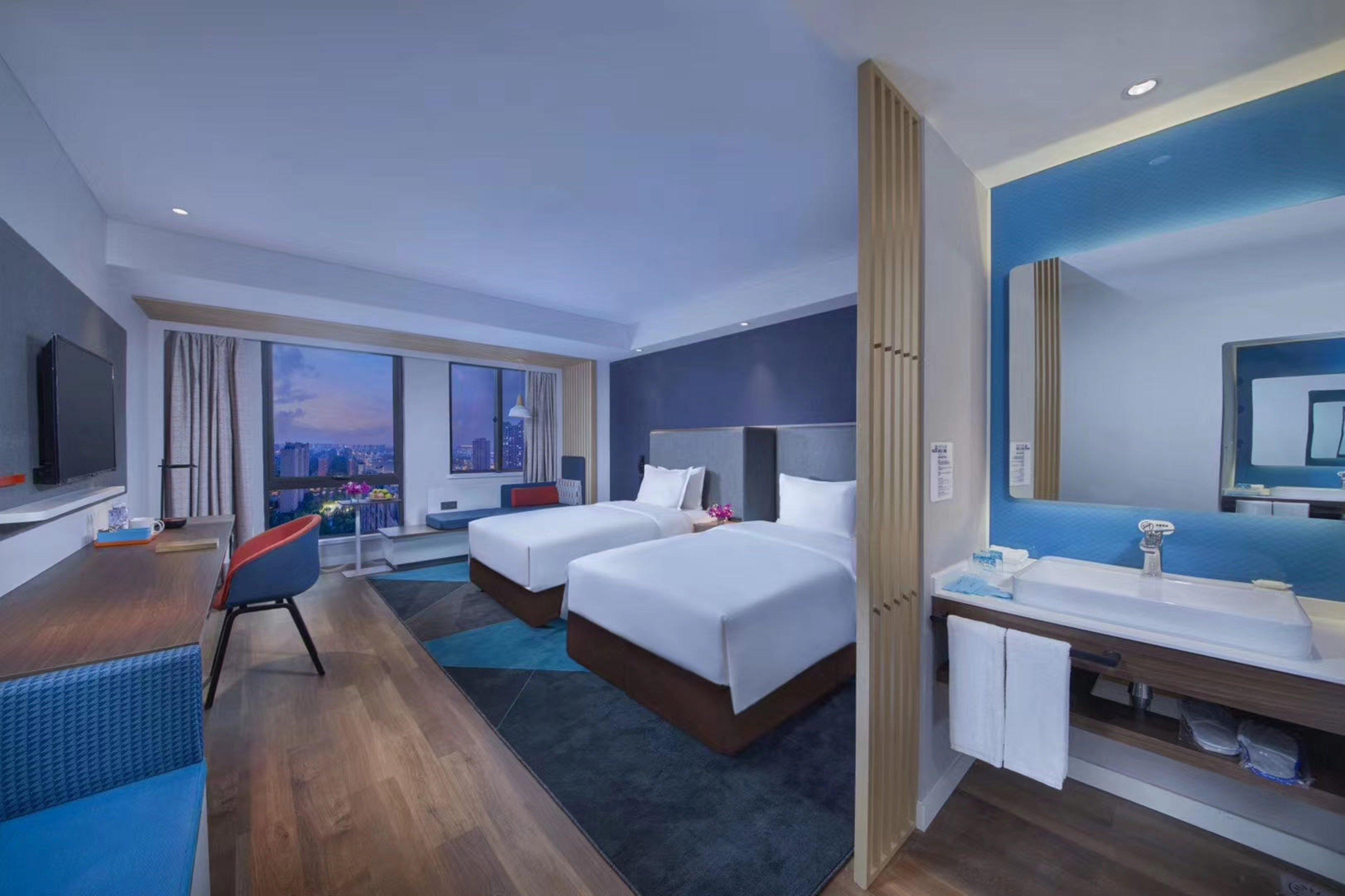 Holiday Inn Express - Wuhan Optical Valley By Ihg Exterior photo