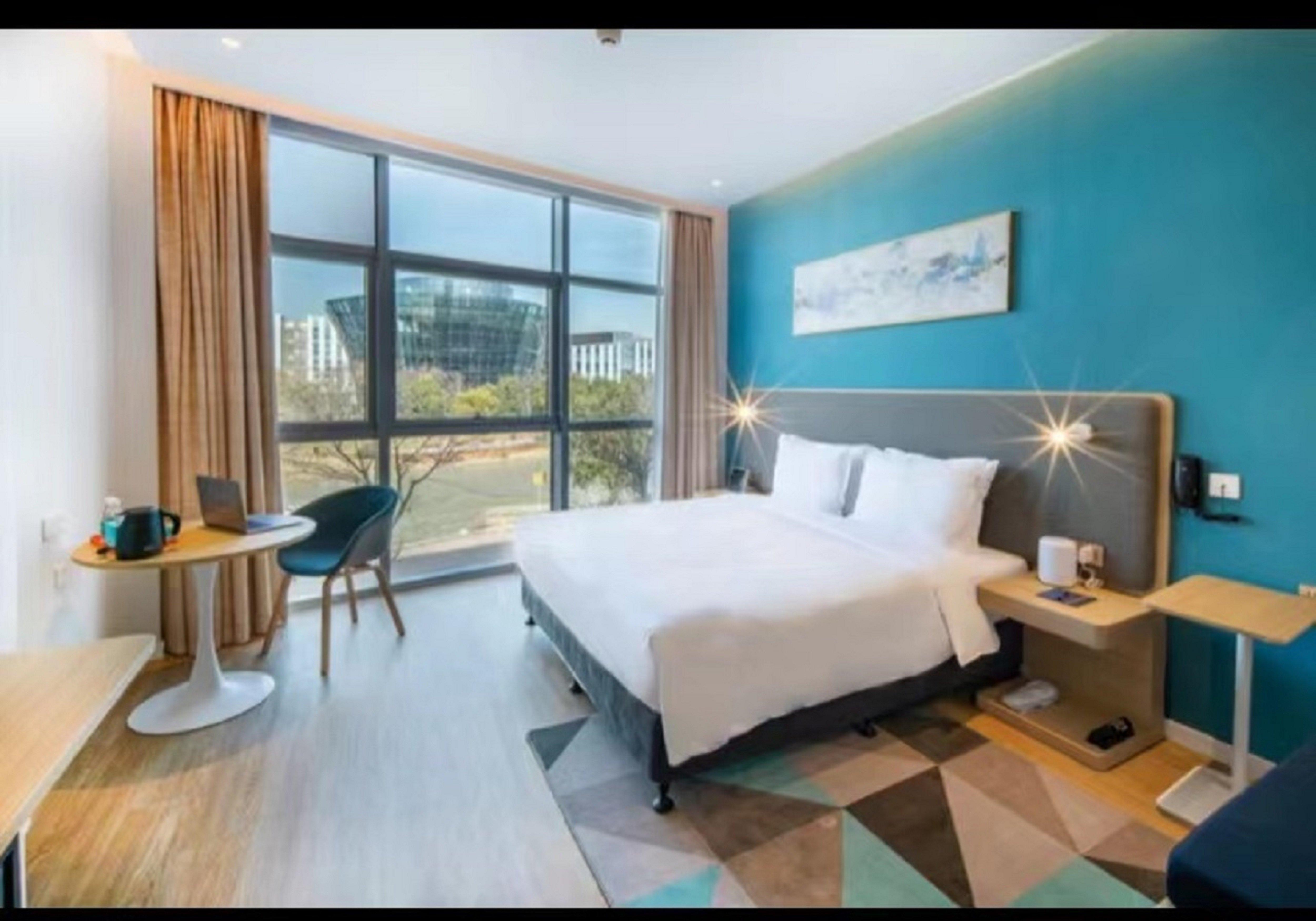 Holiday Inn Express - Wuhan Optical Valley By Ihg Exterior photo