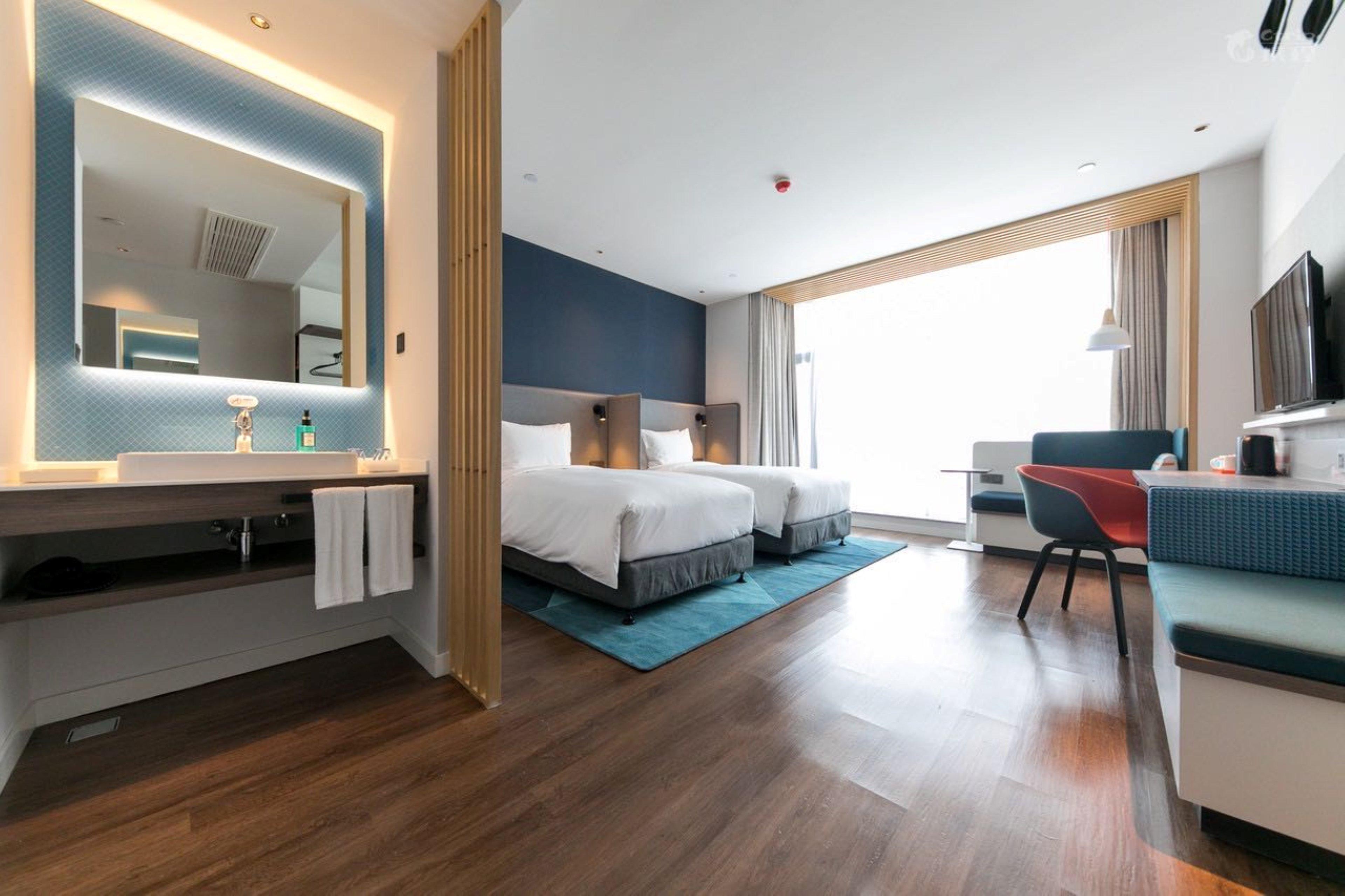 Holiday Inn Express - Wuhan Optical Valley By Ihg Exterior photo